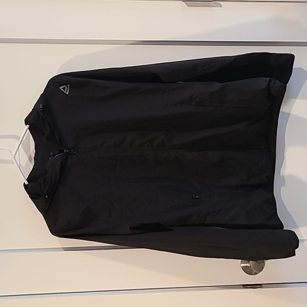 Reebok Black Windbreaker‎ | Size Medium​